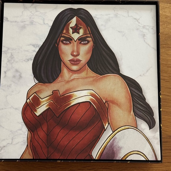 Wonder Woman: Challenge of the Amazons (Ravensburger) — Board Game - Picture 3 of 6